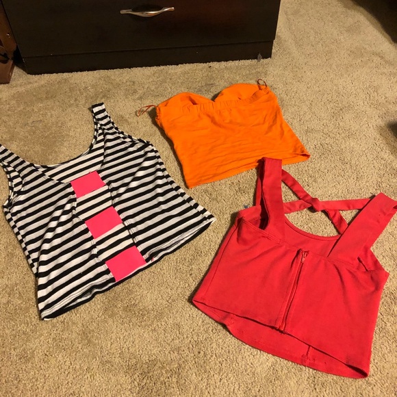 Tops - Picture 2 of 3